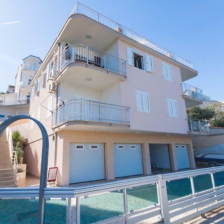 Luxury Apartment L&A 特罗吉尔 外观 照片
