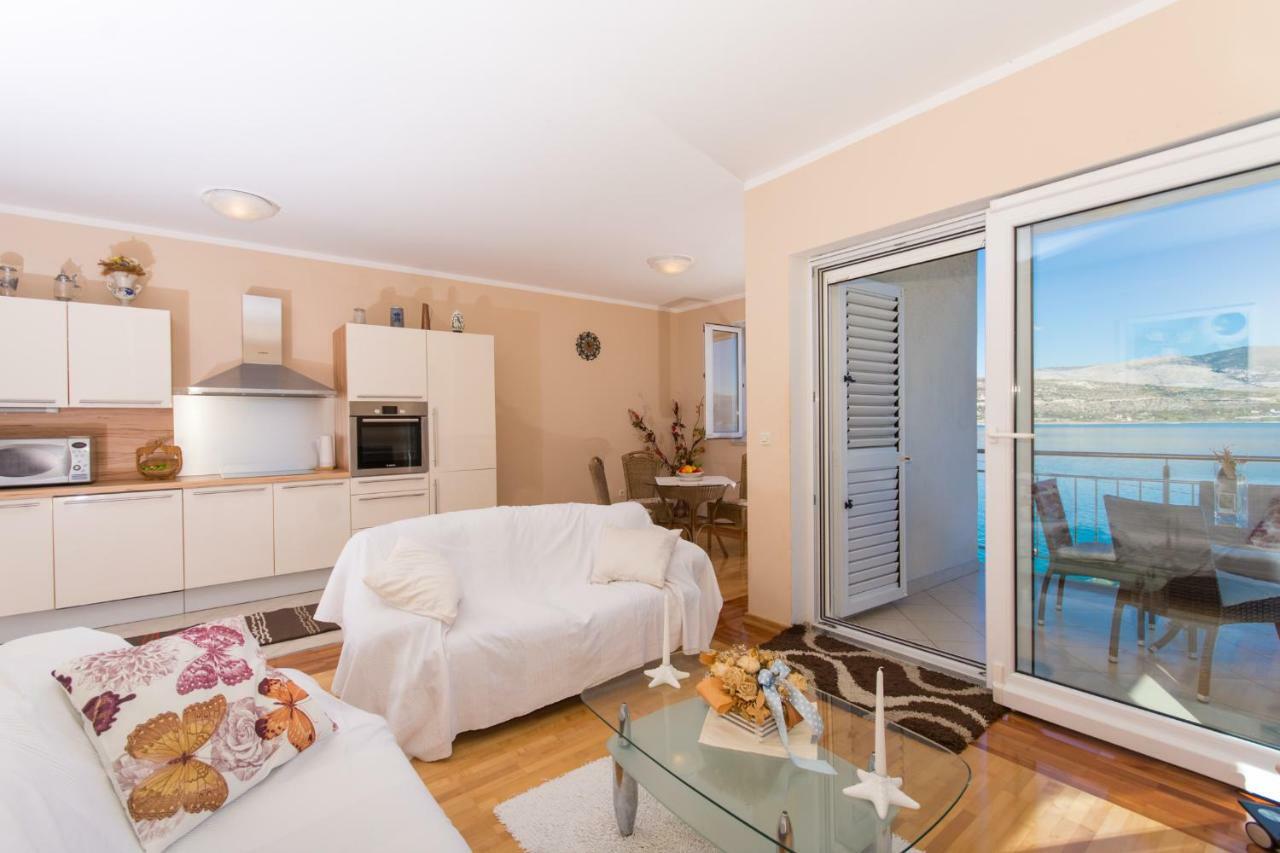 Luxury Apartment L&A 特罗吉尔 外观 照片